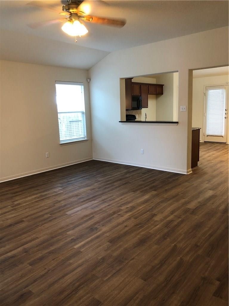 13316 Pine Needle St - Photo 2
