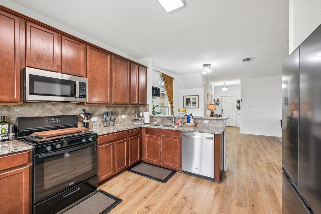 216 La Dera Drive - Photo 4