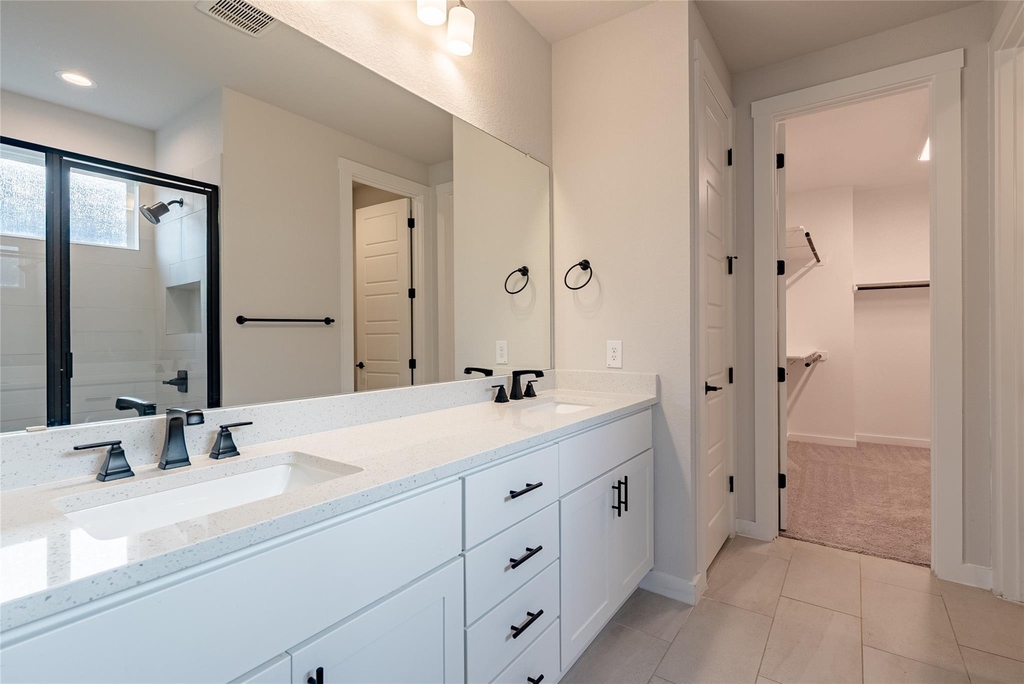 6413 Night Chinook Dr - Photo 10