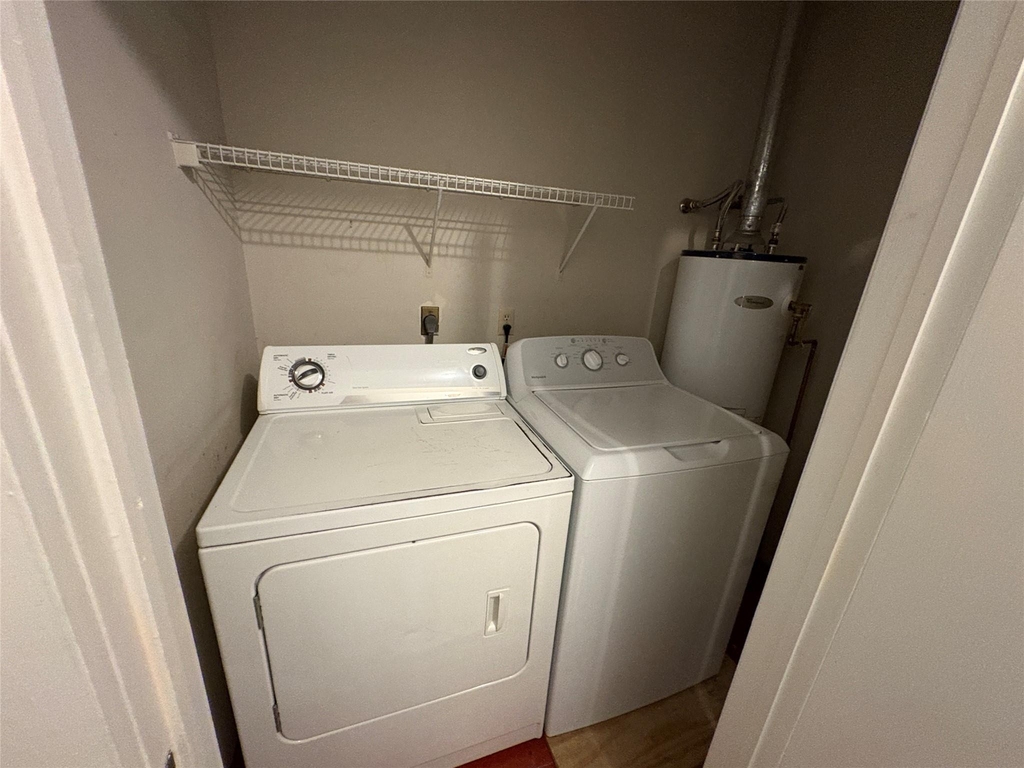 915 W 29th St - Photo 13
