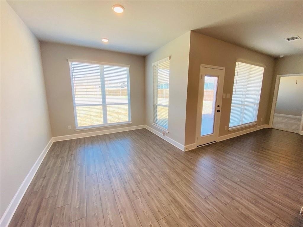 5754 Redfish Ct - Photo 9