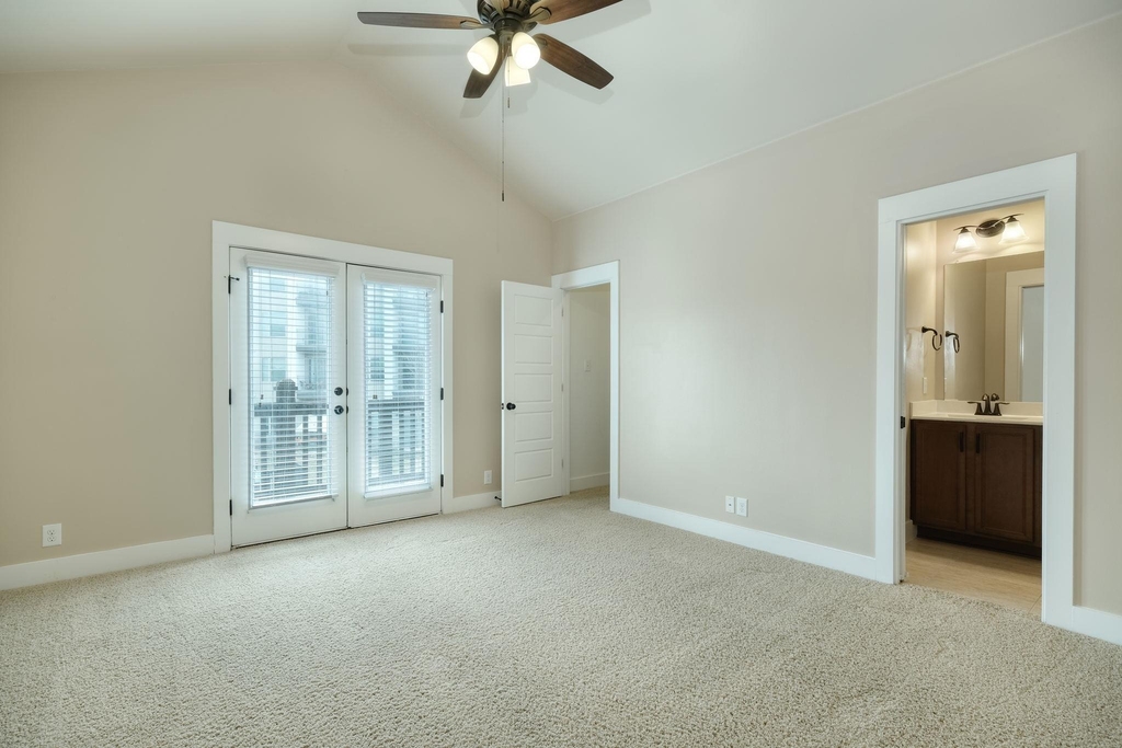 7320 Easy Wind Dr - Photo 4