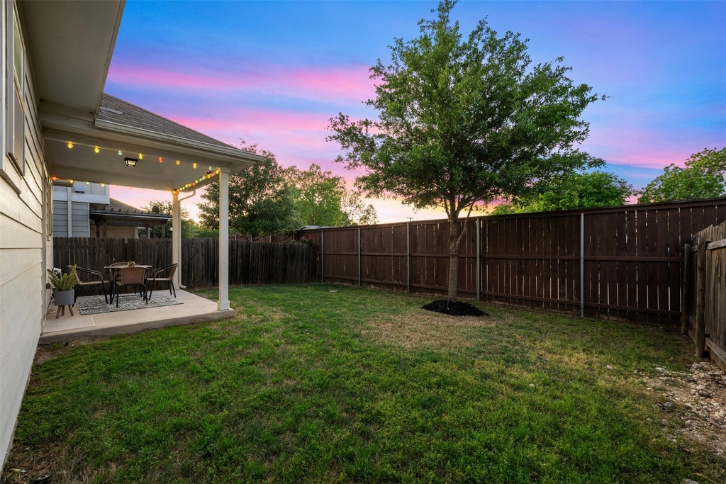 1404 Jenkins Bnd - Photo 1