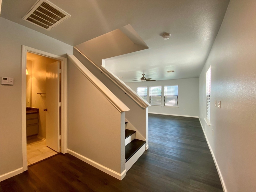 13205 Sea Biscuit Dr - Photo 7