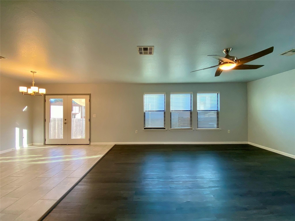 13205 Sea Biscuit Dr - Photo 2