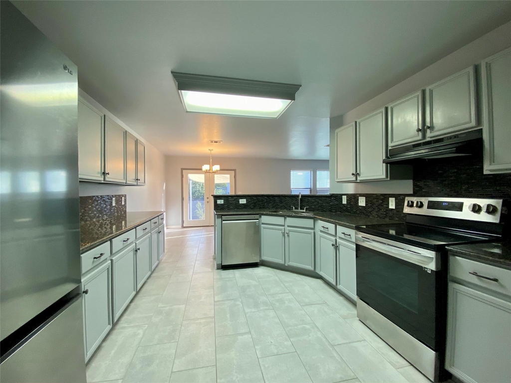 13205 Sea Biscuit Dr - Photo 5