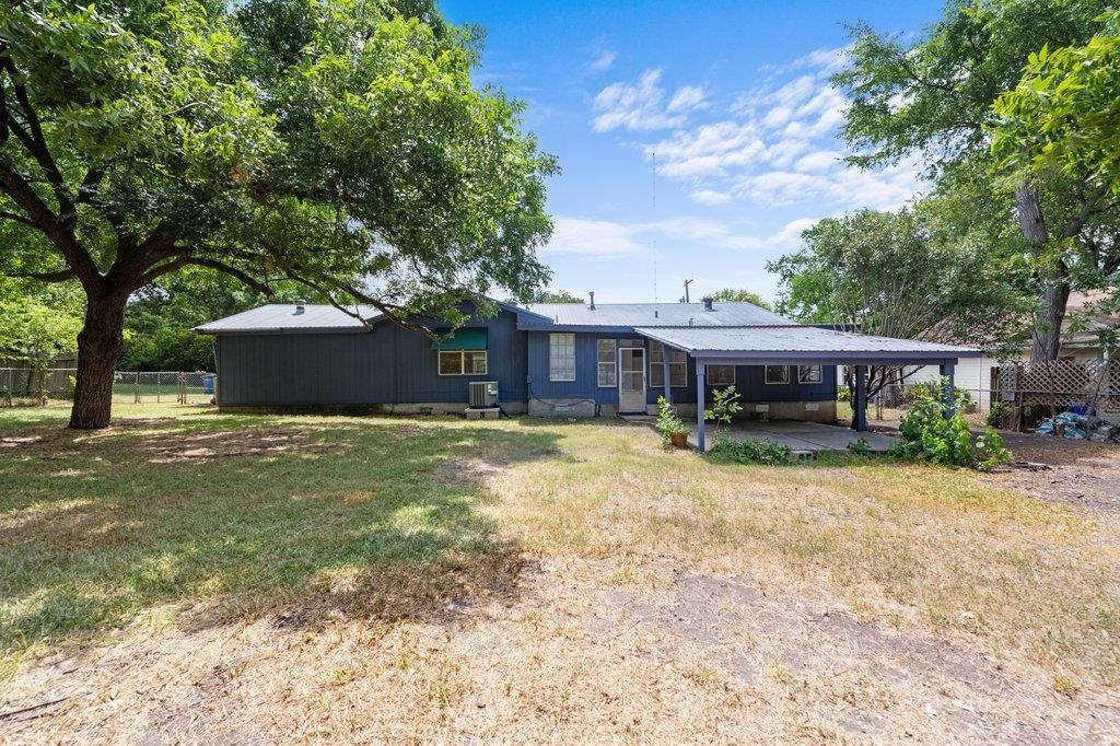 8908 Capitol Dr - Photo 15