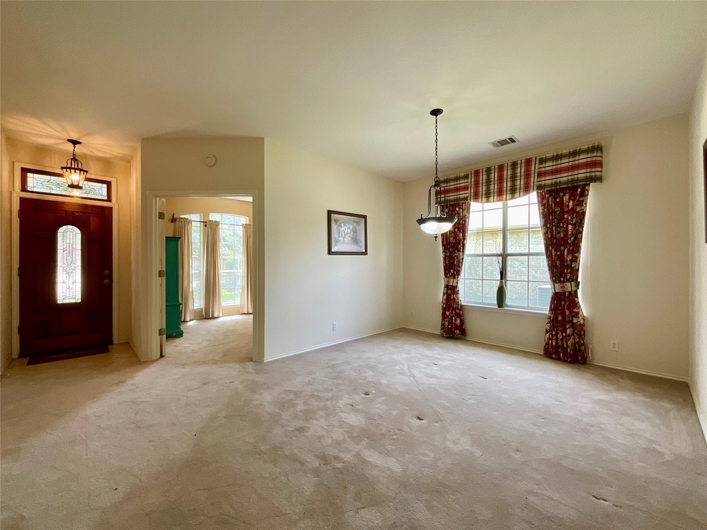 7008 Albacete Ln - Photo 4