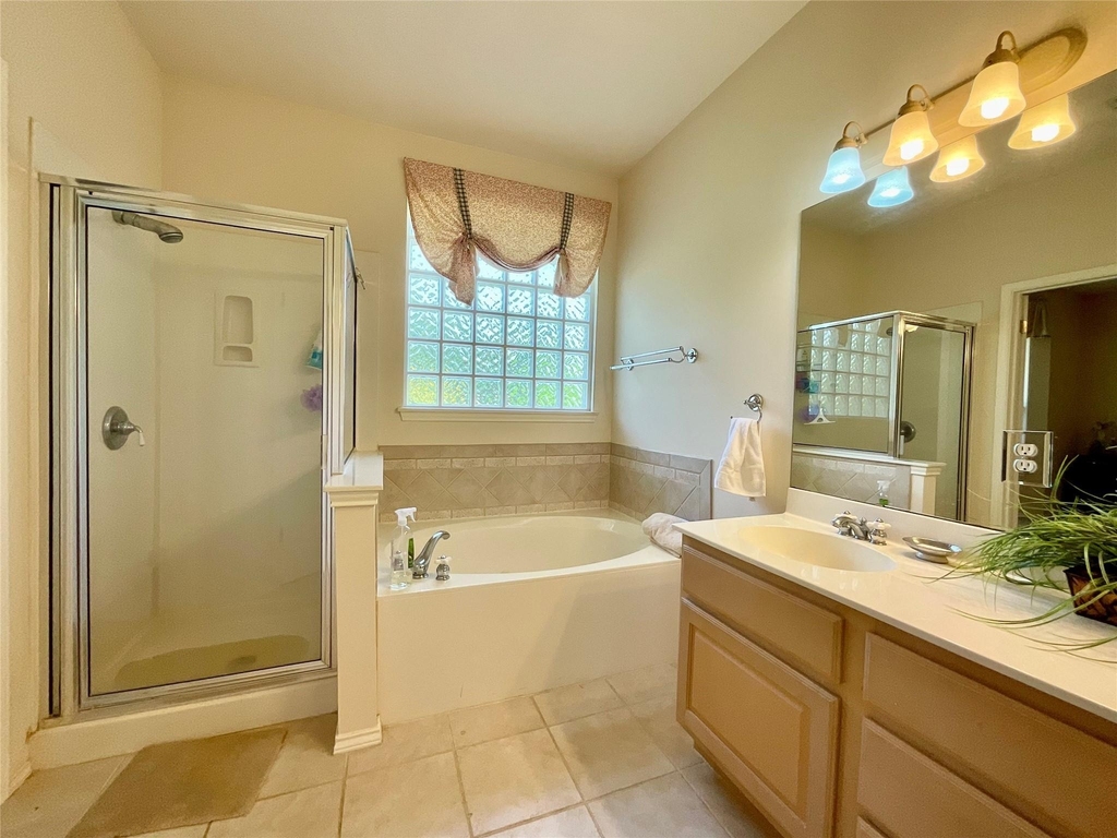 7008 Albacete Ln - Photo 19