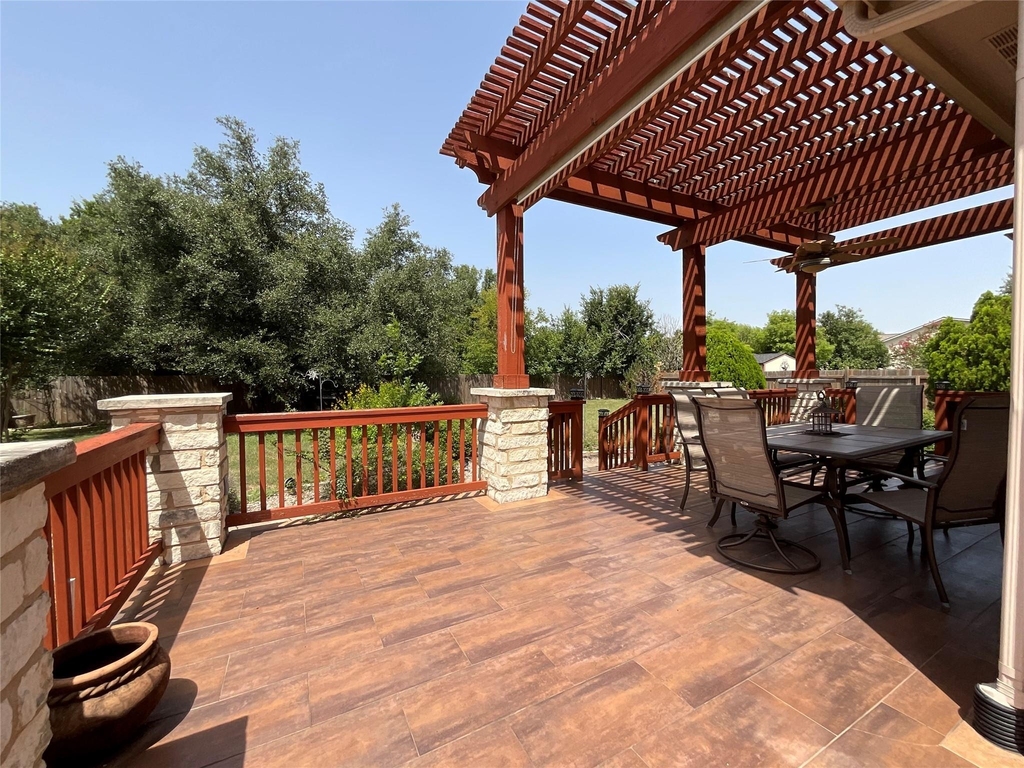 7008 Albacete Ln - Photo 22