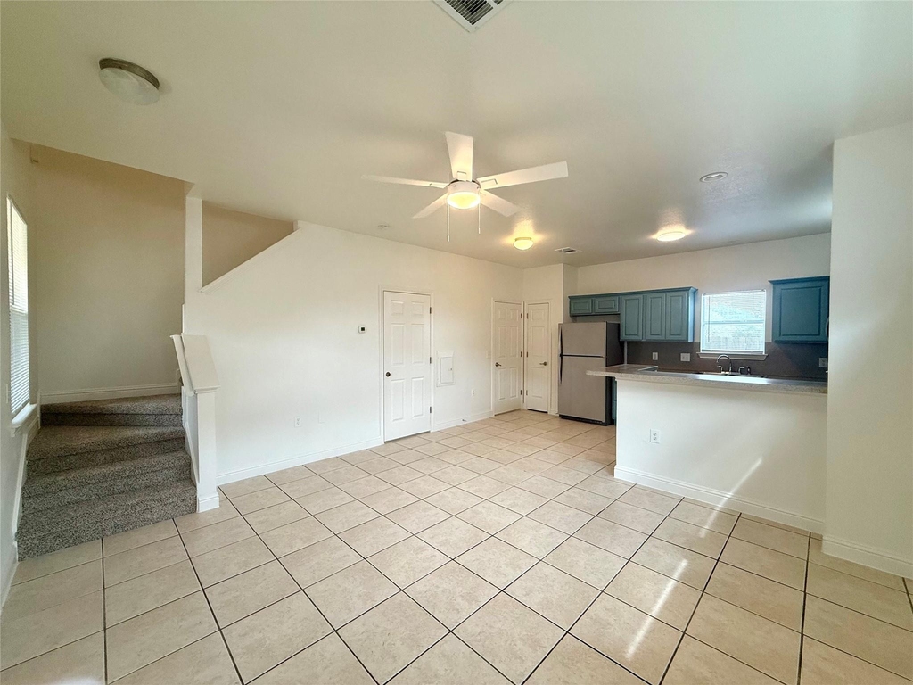 6916 Meador Ave - Photo 1
