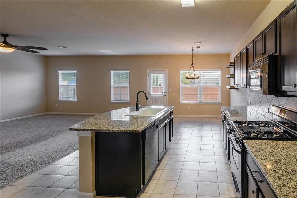 137 Moulins Ln - Photo 8
