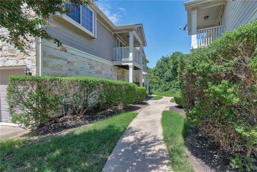 1900 Scofield Ridge Pkwy - Photo 10