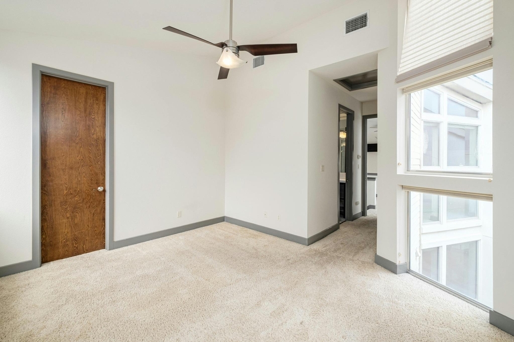 1314 Norwalk Ln - Photo 9