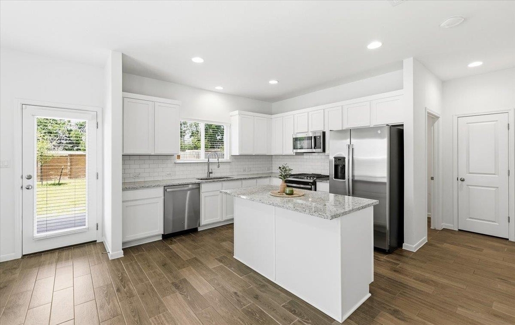 6407 Principale Dr - Photo 9