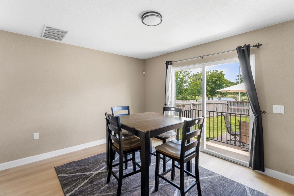 6708 Glebe Path - Photo 10