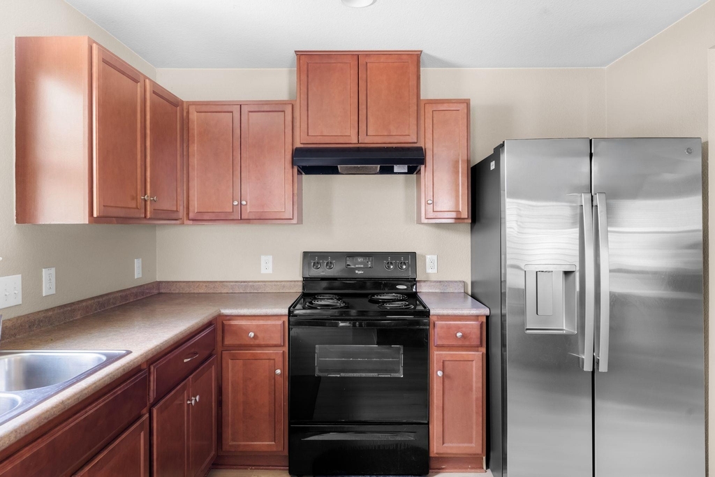 6708 Glebe Path - Photo 17
