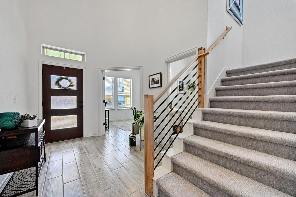 13004 Bloomington Dr - Photo 10