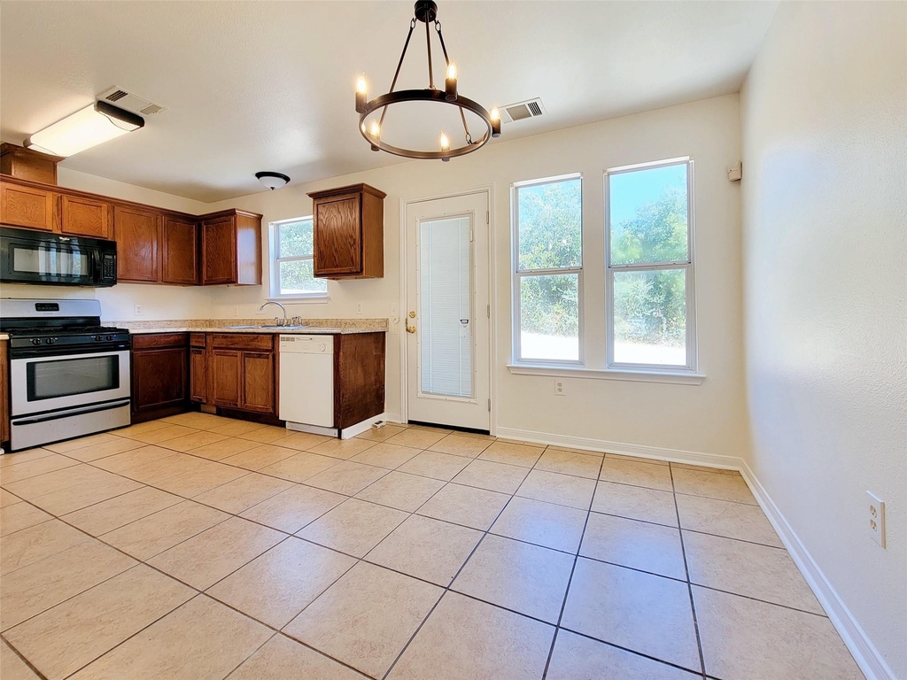 7400 Muffin Dr - Photo 10