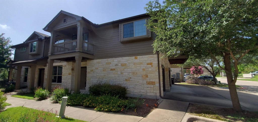 1310 W Parmer Ln - Photo 13