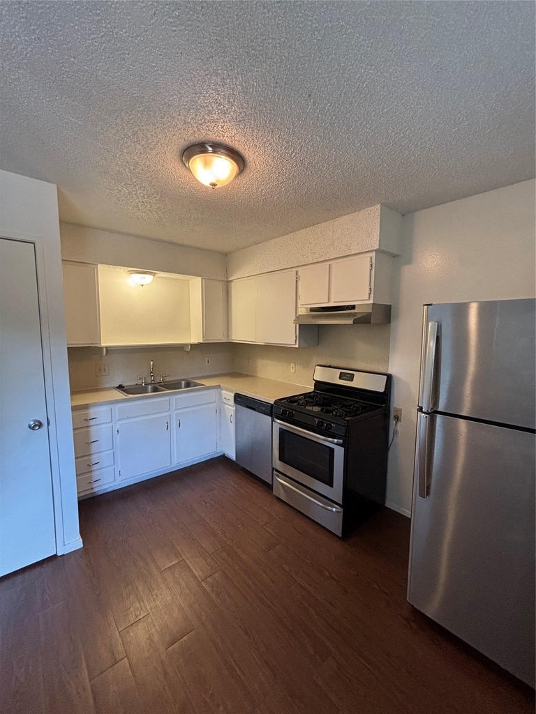 3462 Willowrun Dr - Photo 3