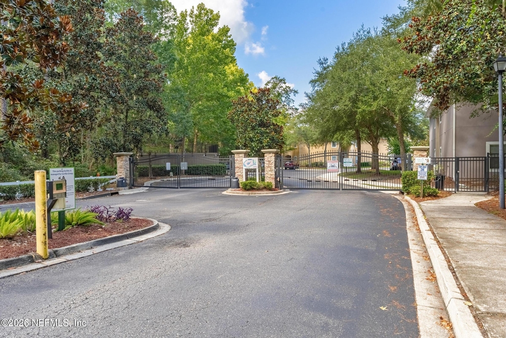 6063 Maggies Circle - Photo 12