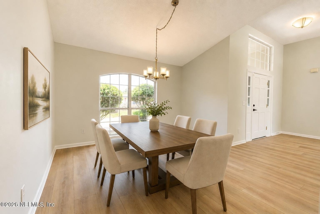 4635 Forest Glen Court - Photo 3