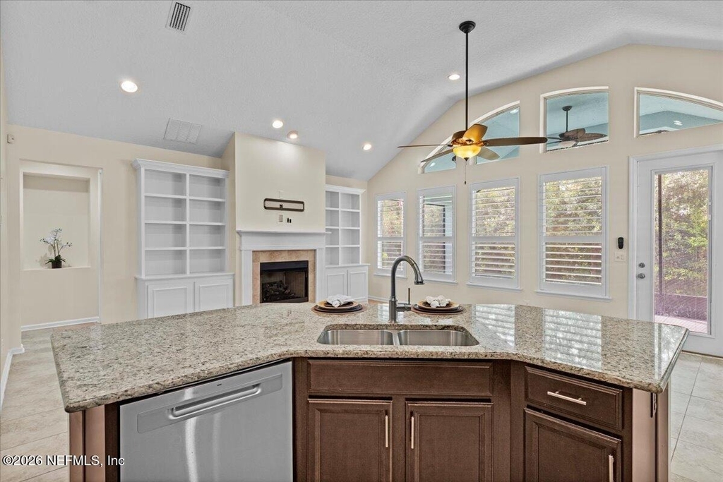 1201 E Redrock Ridge Avenue - Photo 24