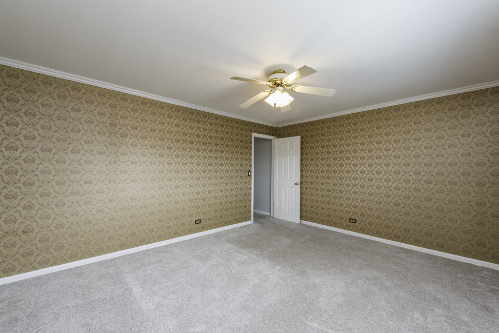 551 W Park Avenue - Photo 22