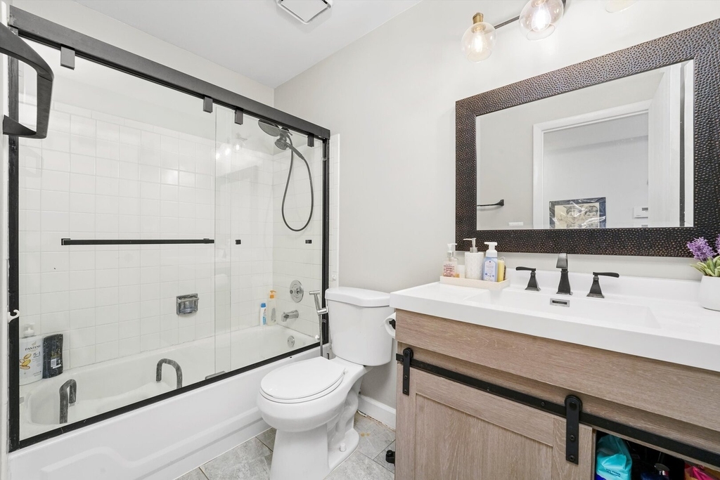 608 Hanover Court - Photo 7