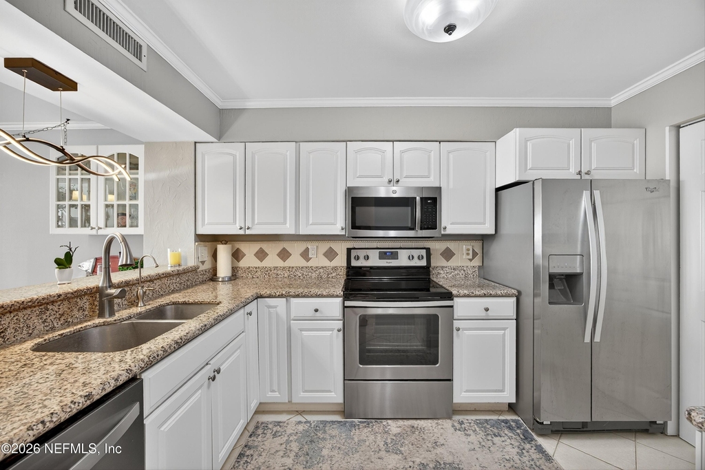 1301 1st Street S - Photo 16