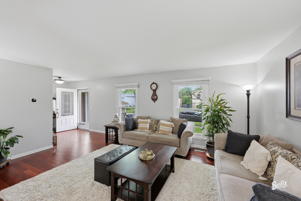 750 Dunhill Drive - Photo 2