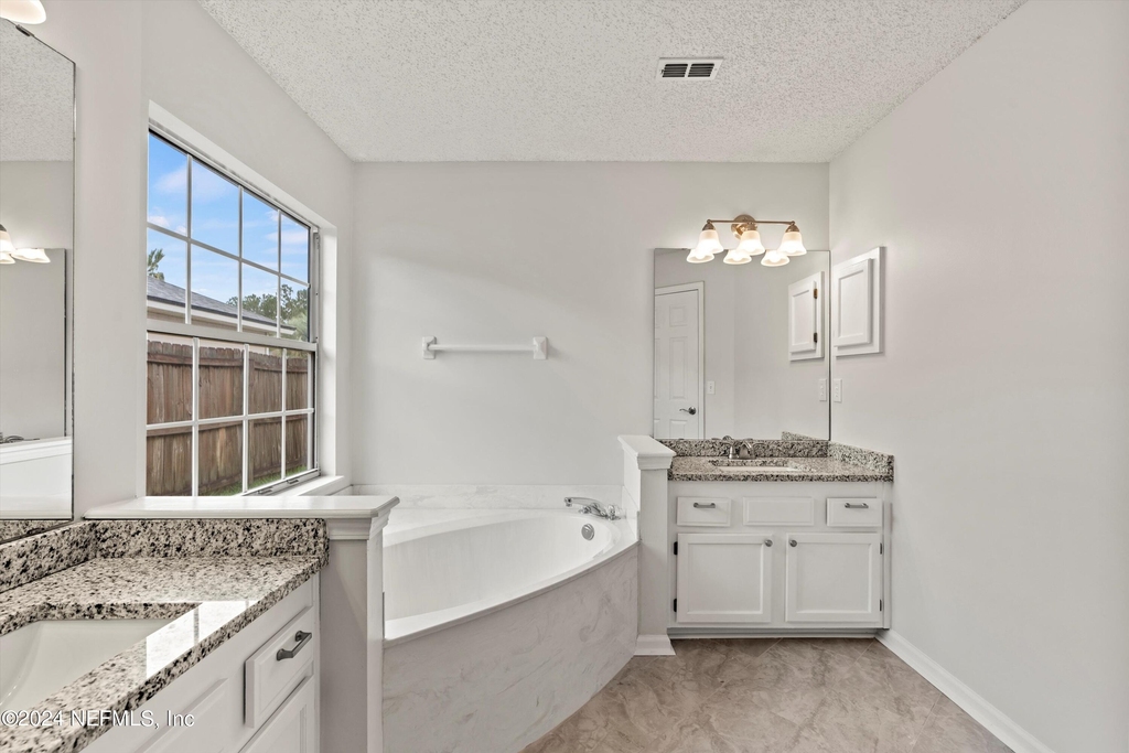 12756 Bentwater Drive - Photo 13
