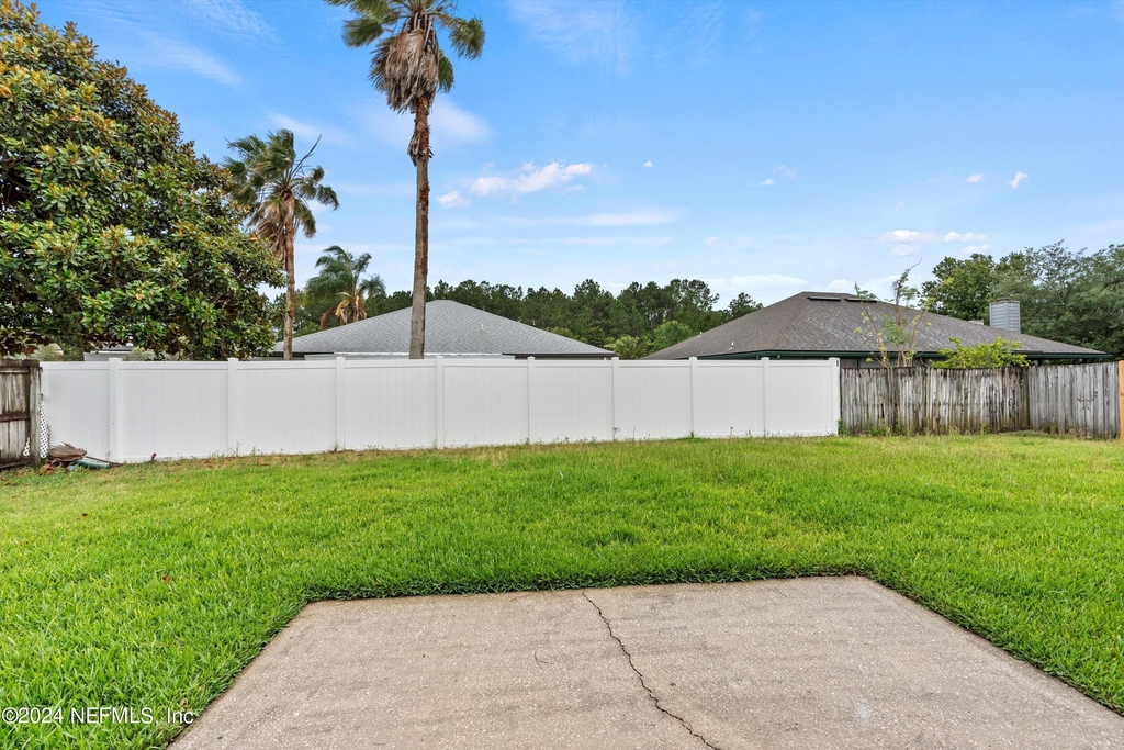 12756 Bentwater Drive - Photo 23