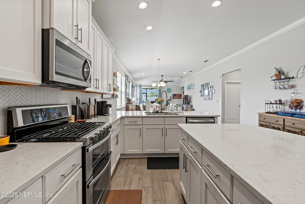 21 Creekmore Drive - Photo 6