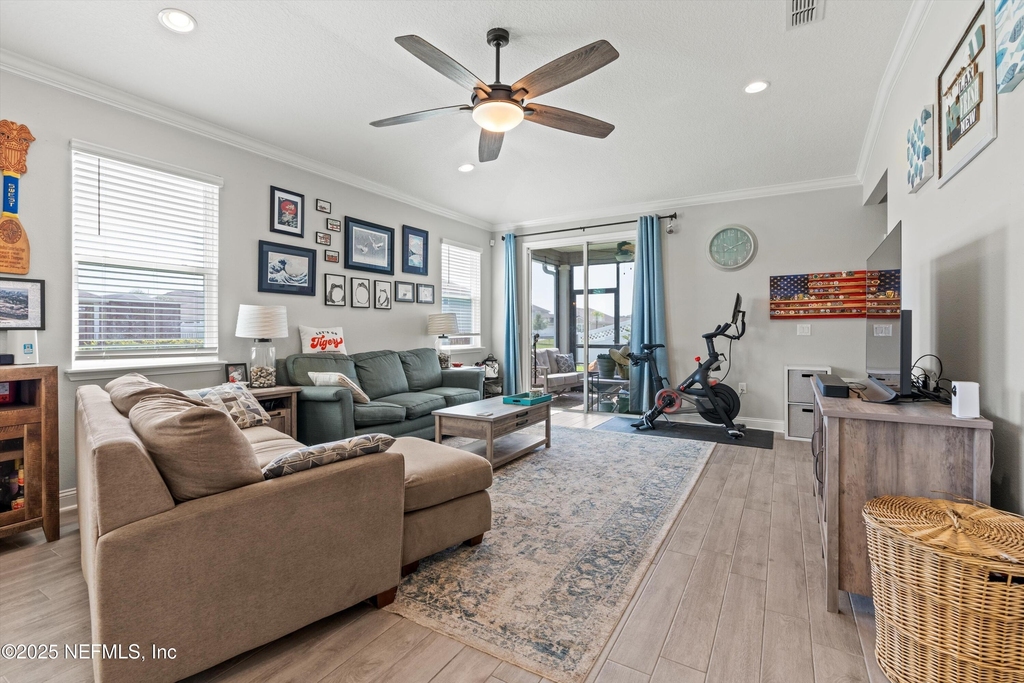 21 Creekmore Drive - Photo 9