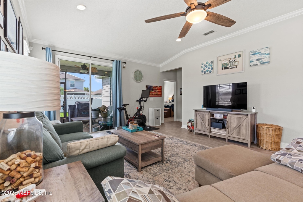 21 Creekmore Drive - Photo 10