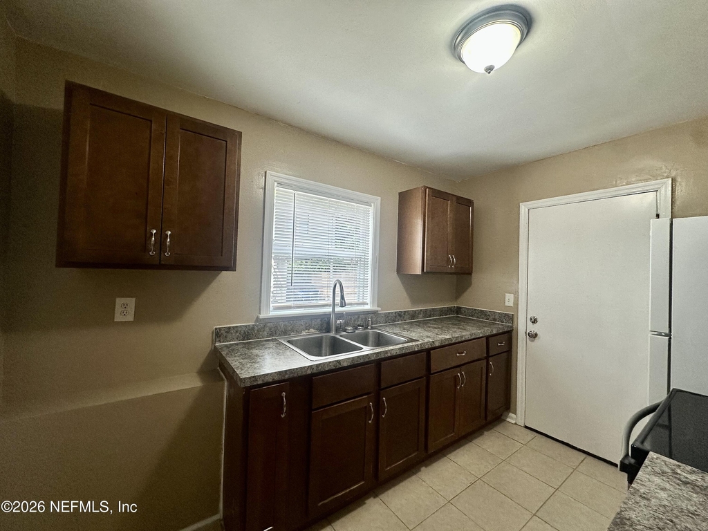 3533 Post Street - Photo 5