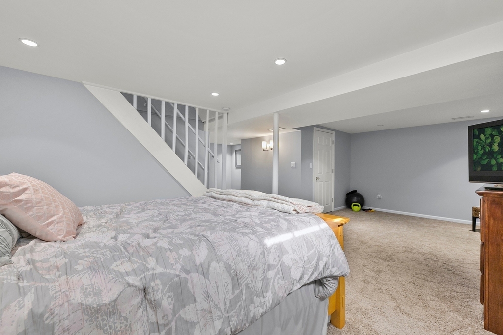 223 S West Street - Photo 14