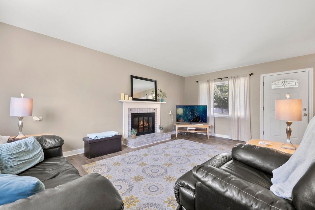 223 S West Street - Photo 6