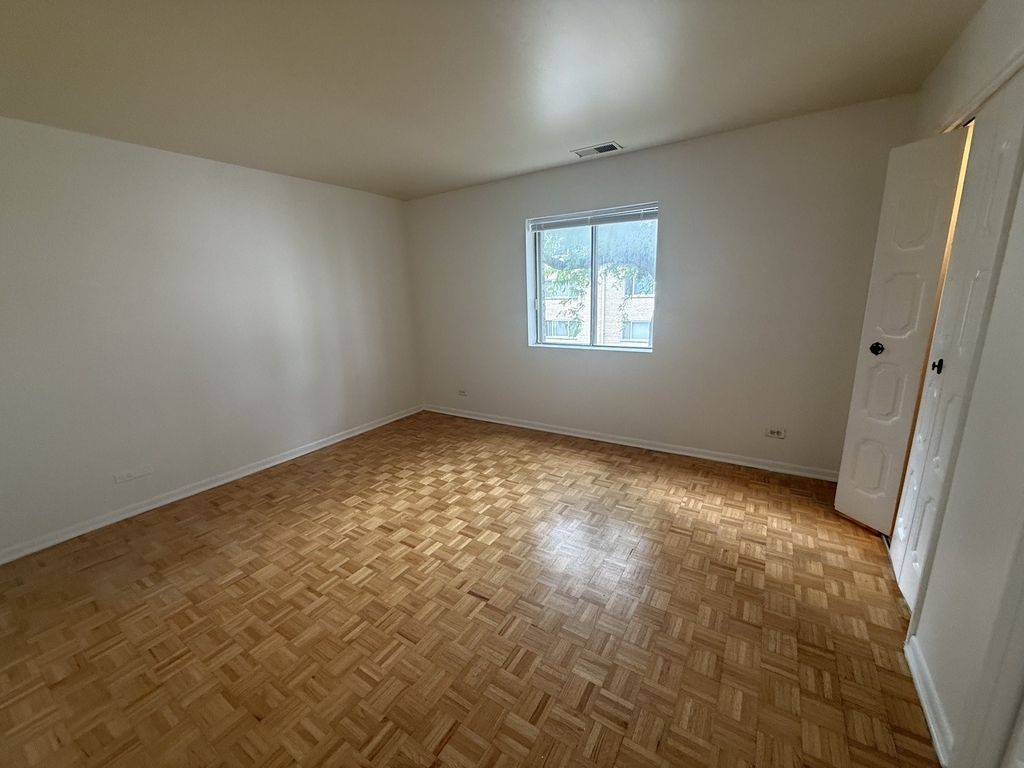2310 N Harlem Avenue - Photo 18