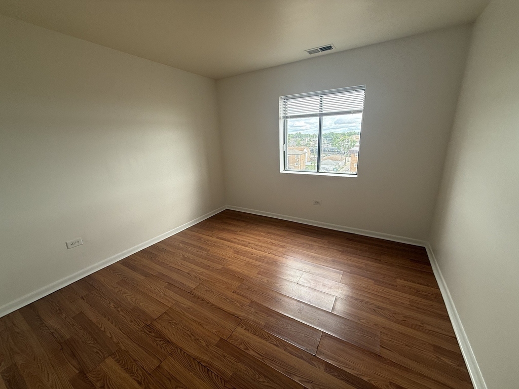 2310 N Harlem Avenue - Photo 10