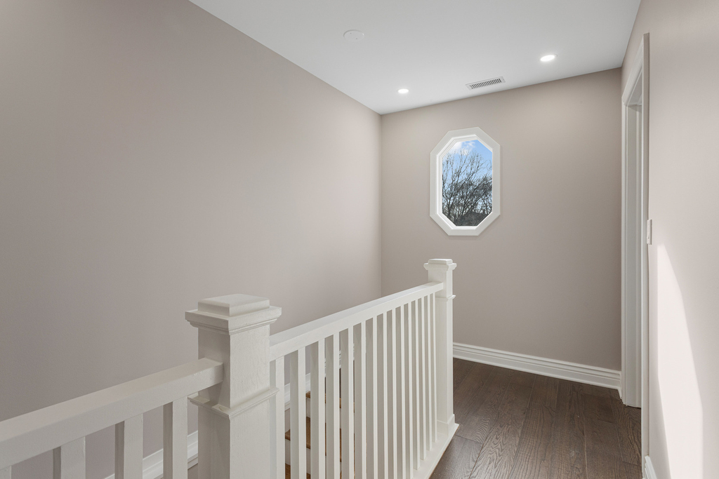 606 S York Street - Photo 26