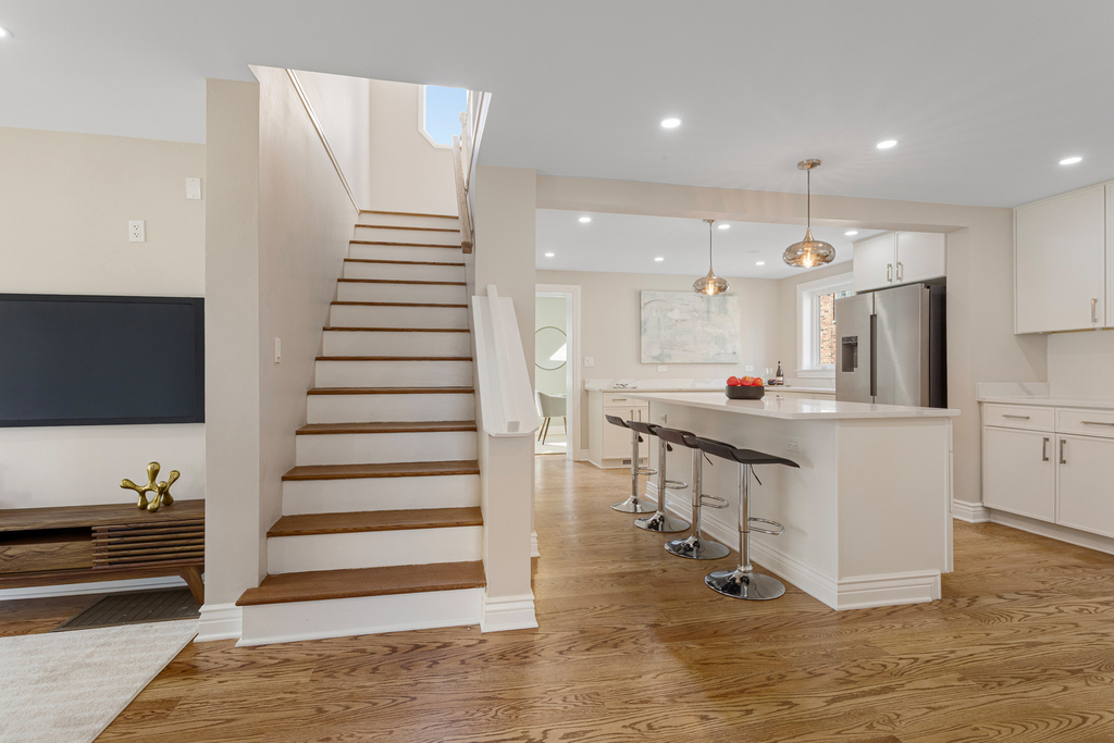 606 S York Street - Photo 17