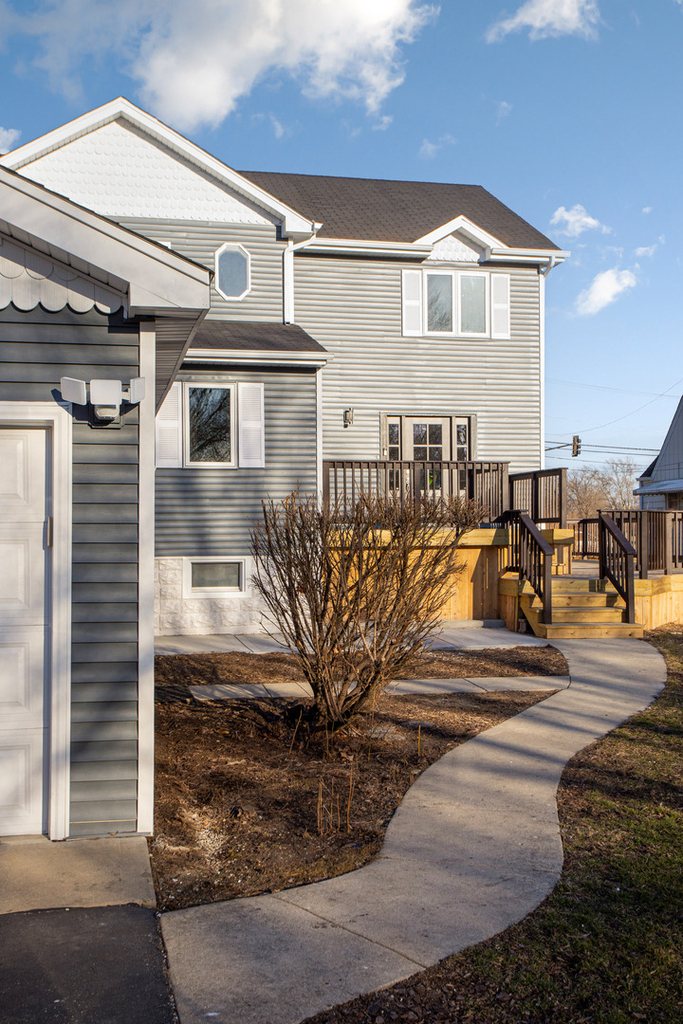 606 S York Street - Photo 4