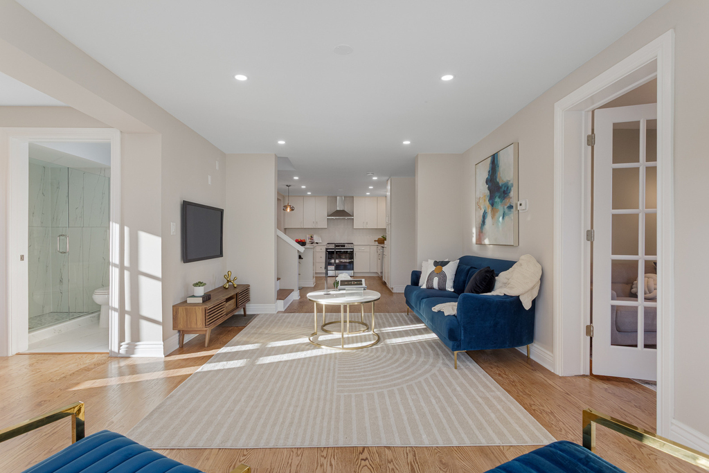 606 S York Street - Photo 12