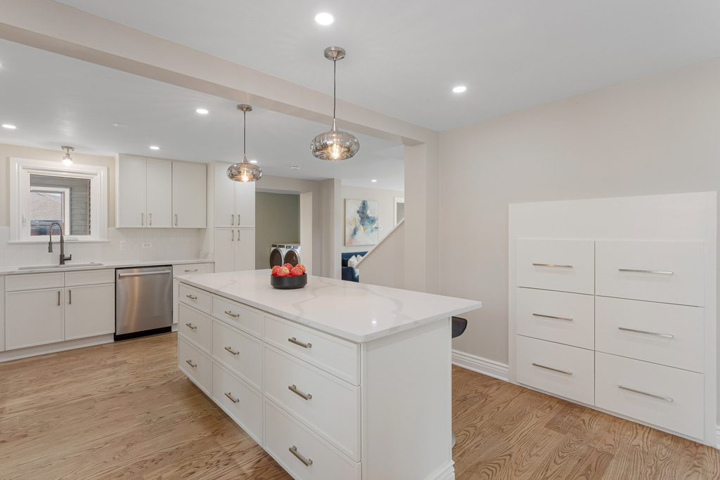 606 S York Street - Photo 22