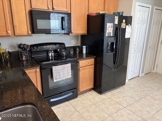 241 Leese Drive - Photo 3