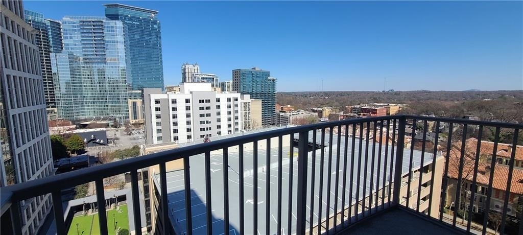 943 Peachtree Street Ne - Photo 8