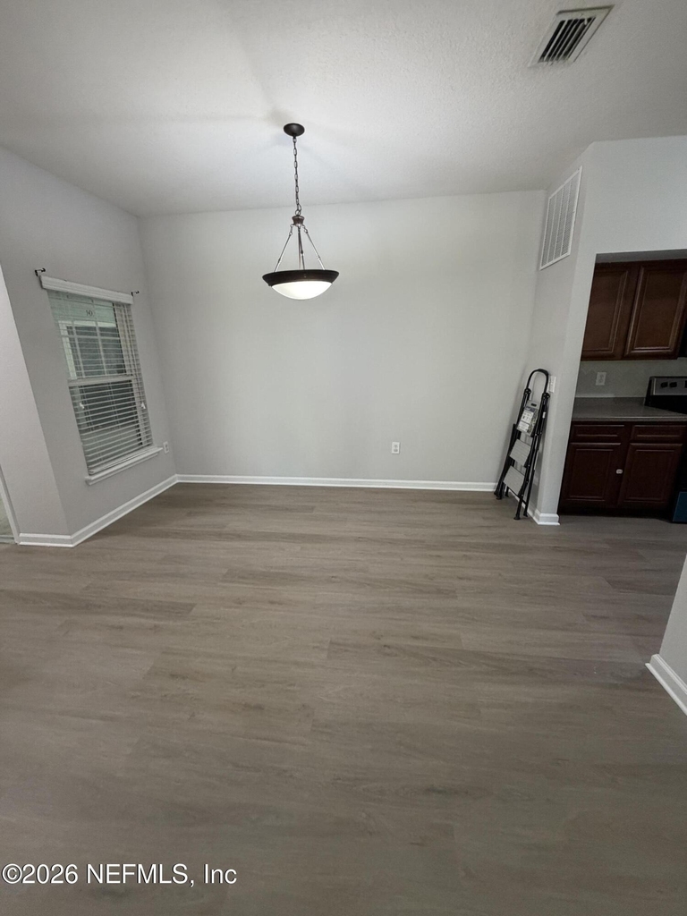 8201 Green Parrot Road - Photo 9